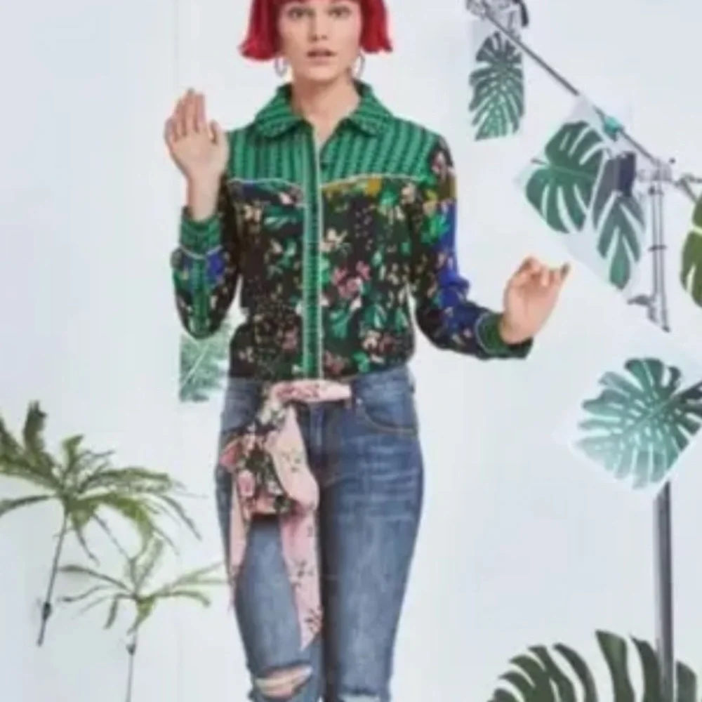 CAbi Multicolor Floral Blouse - Picture 2 of 7